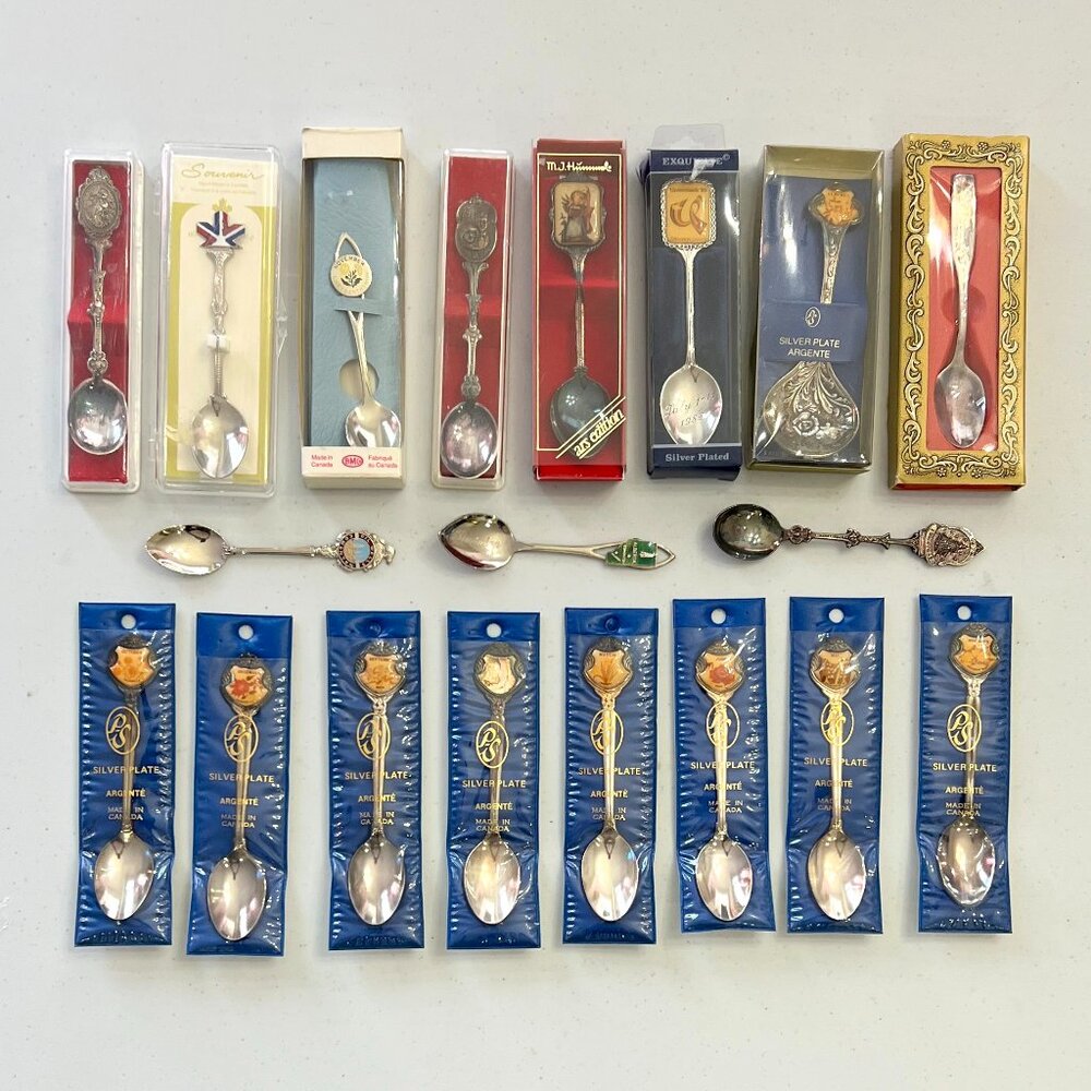 19 Collectors' Teaspoons!